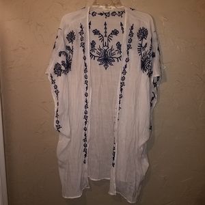 Taylor & Sage White Linen Navy Blue Floral Embroidery Kimono Cardigan Large
